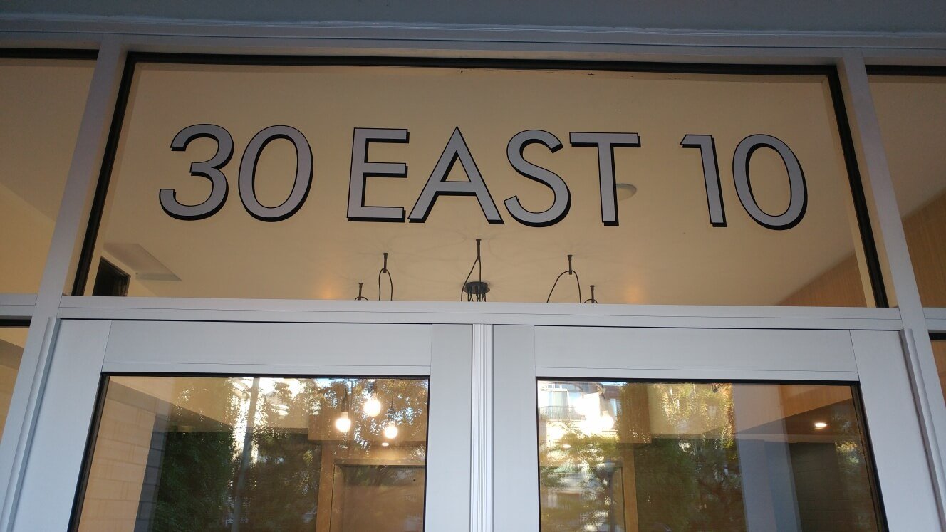 apartment-signs-signsonline.ca