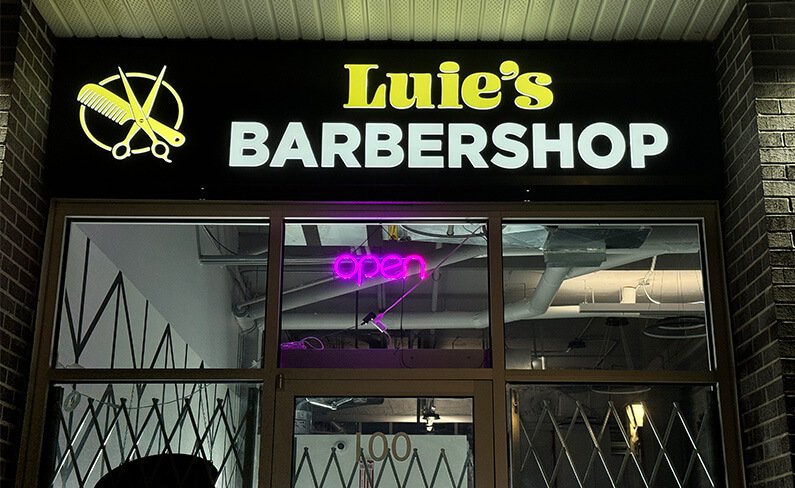 illuminated-lightbox-signs | signsonline.ca